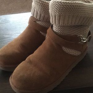 Ugg boots, listed size 8 but fits more like a 7/7.5, gently worn.